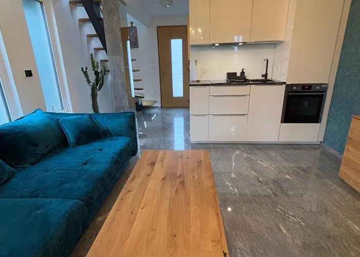 Sissi Banovci Lejlighed *